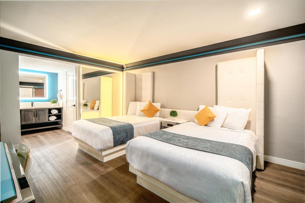 Aspire Inn Studios & Spas Беллфлавер Екстер'єр фото
